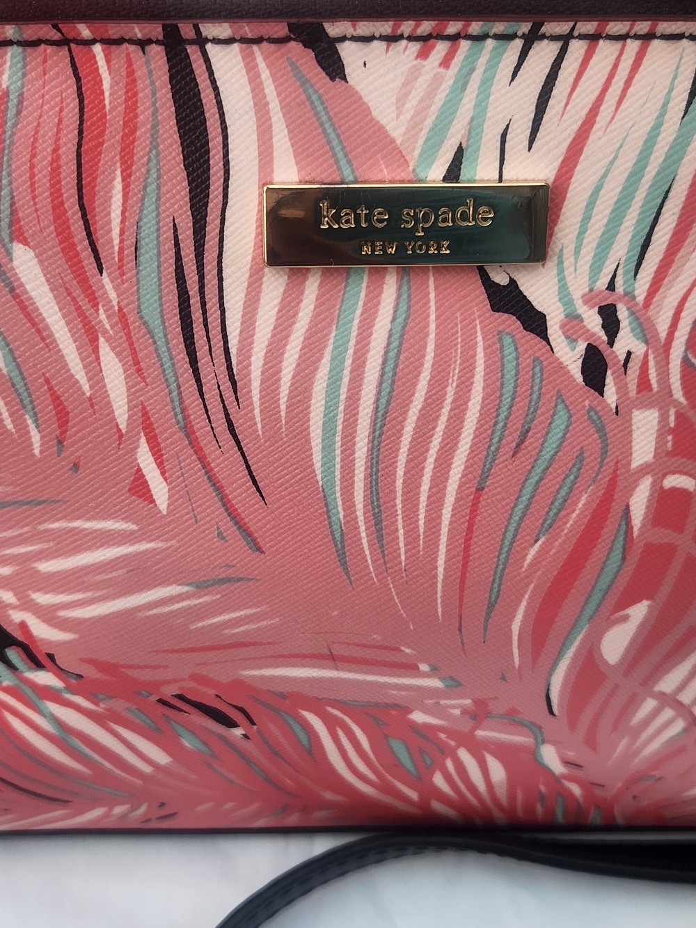 Kate Spade Pink and Black Feather Print Crossbody Bag W Kate Spade Bag Charm EUC - Picture 10 of 15